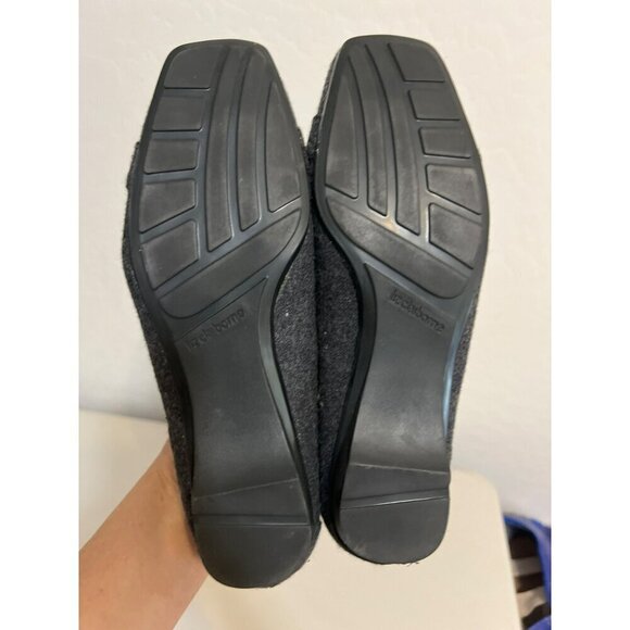 Liz Claiborne Lilly Sz 8 Grey Flannel Silver Buckle Shoes Micro Heel - Picture 6 of 6